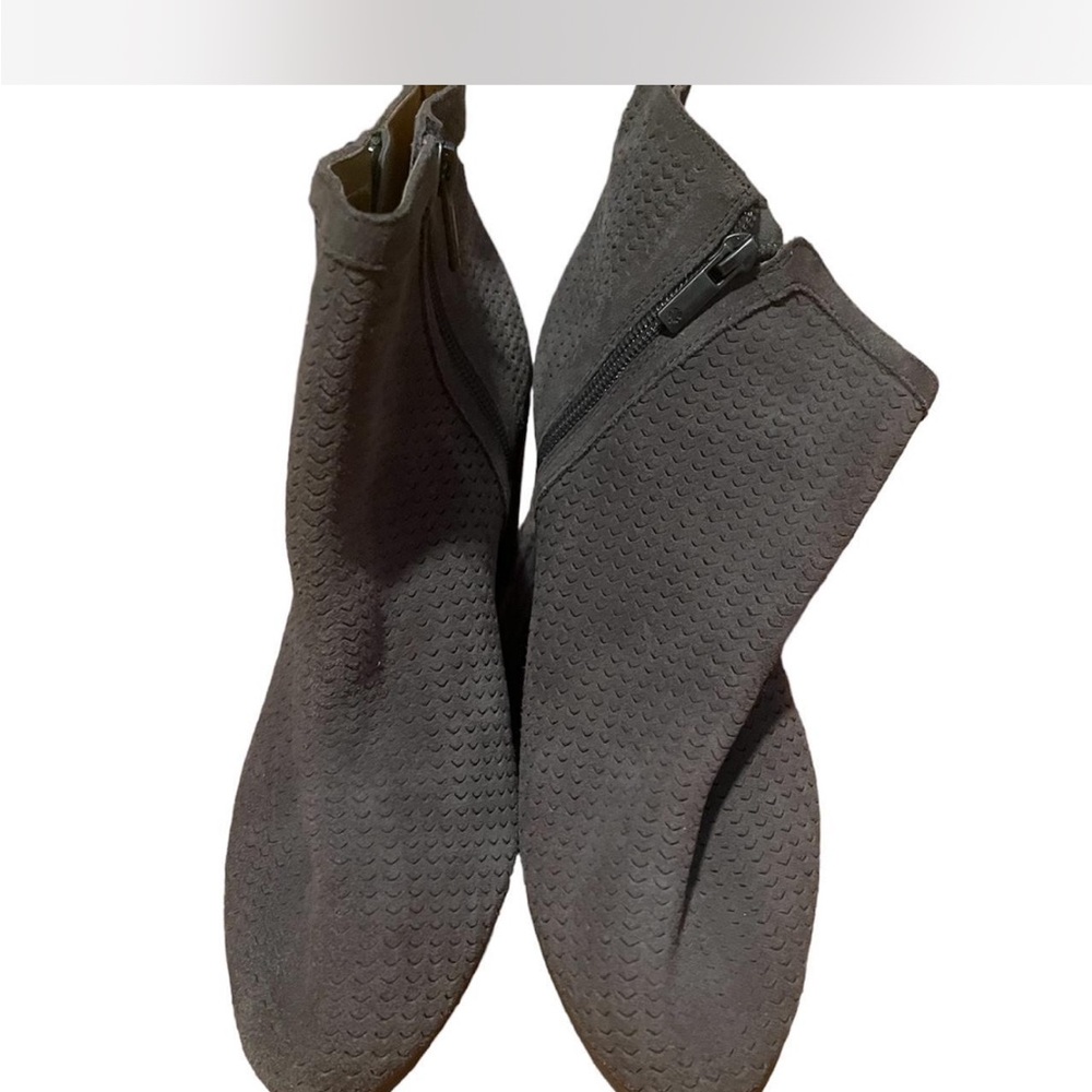 Lucky Brand Gray Heeled Boots